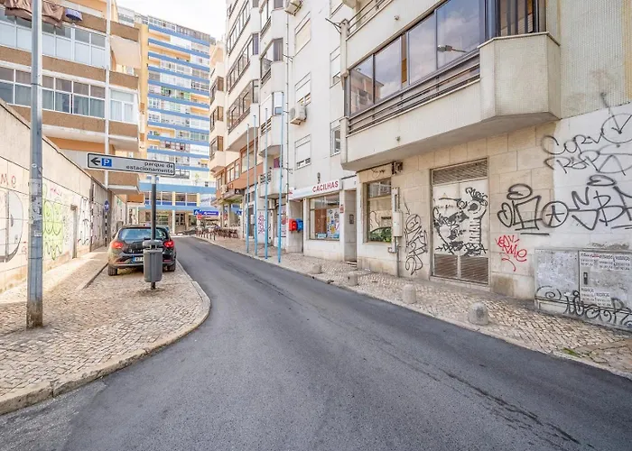 Daire Guestready - Relaxing In Cacilhas *